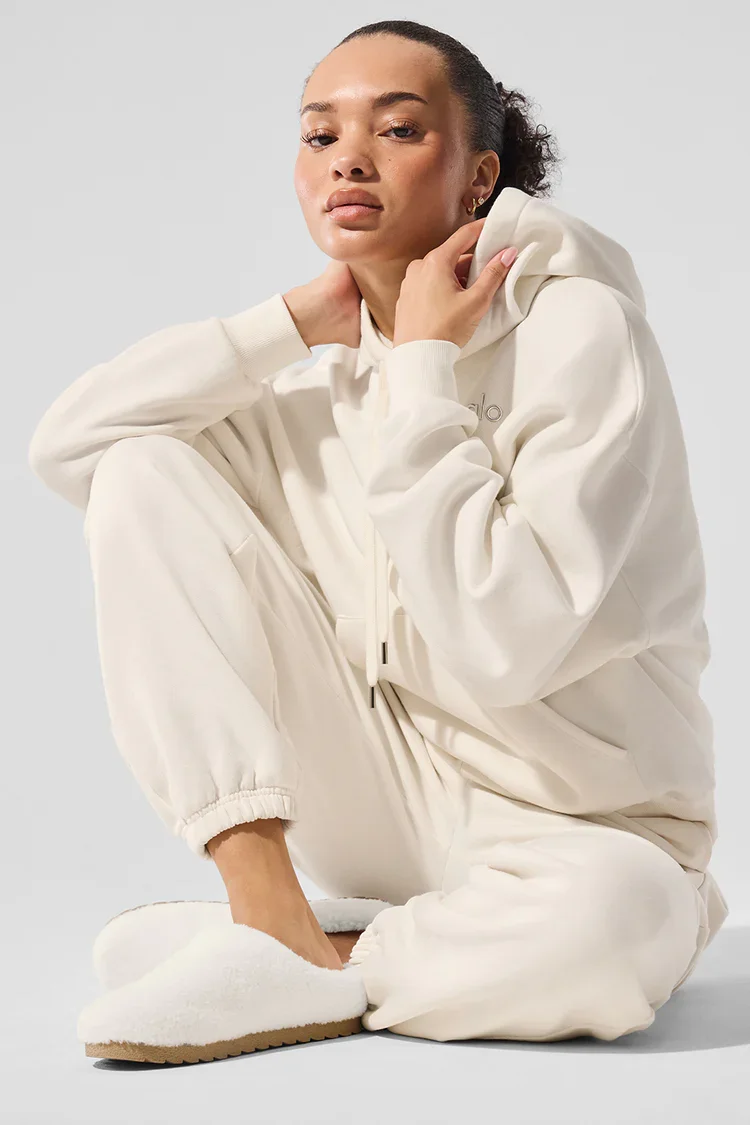 Alo Accolade Hoodie - hoodie for college students daily casual wear