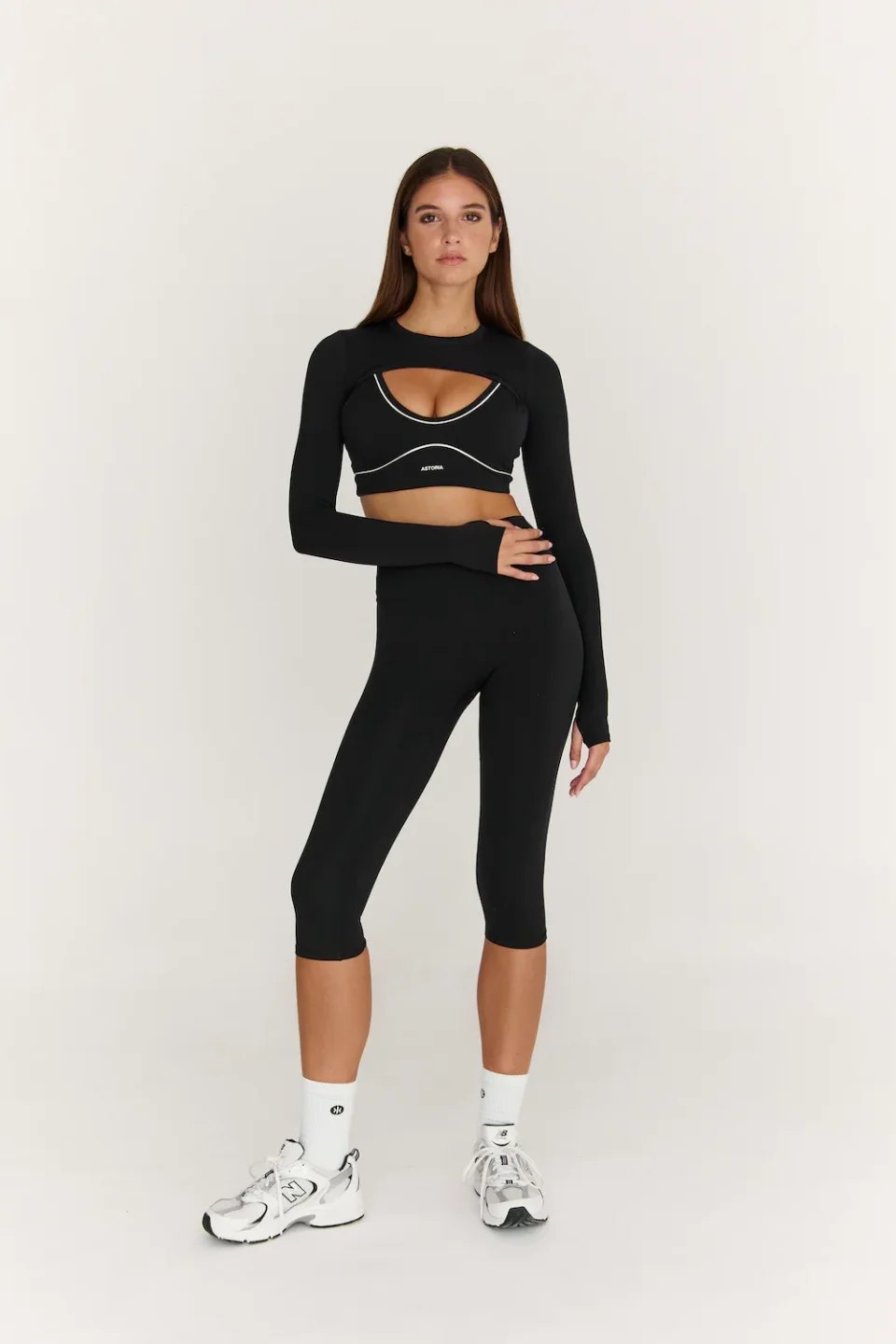 Astoria Airvíve Shrug - Black